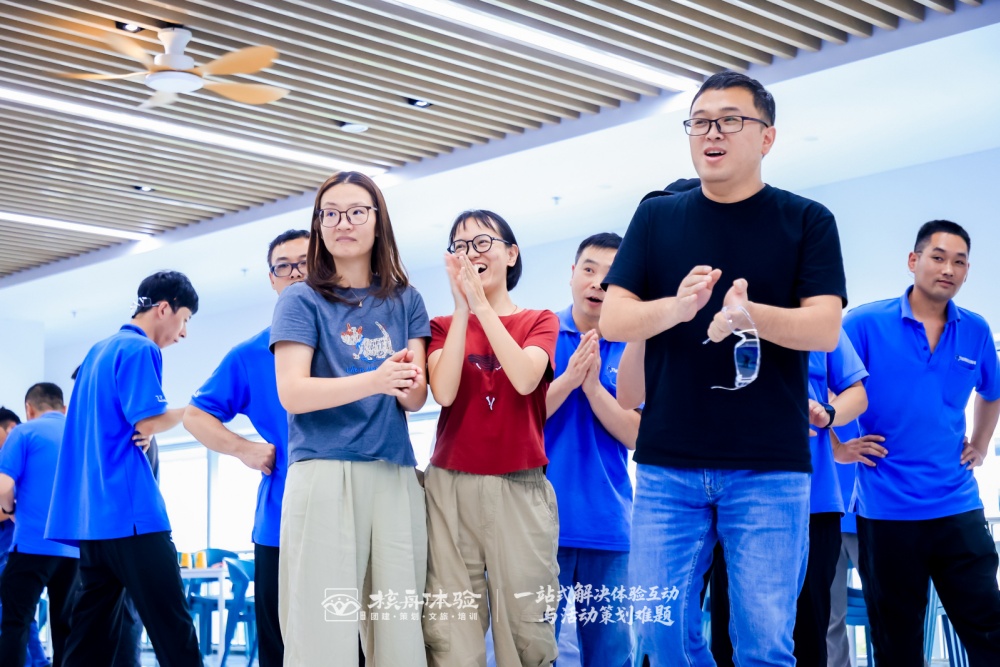 1789442706772057.jpg 鼓掌1.jpg